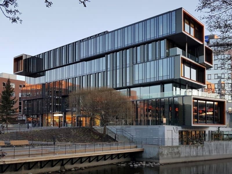 04 Hotel and shopping in Nydalen